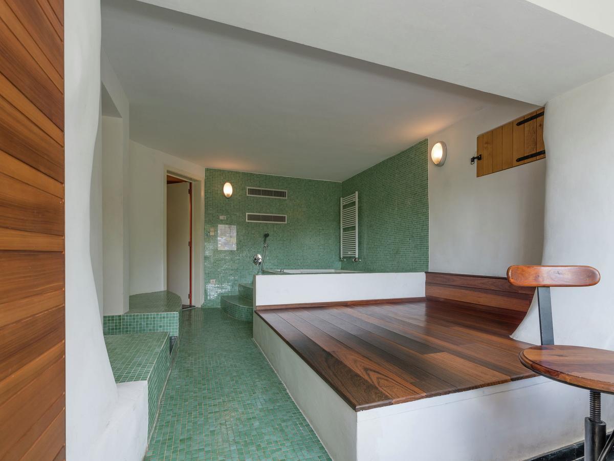 Beautiful Holiday Home In Redu With Whirlpool Екстер'єр фото
